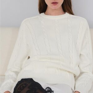 Like new Zara cable sweater. Size large.